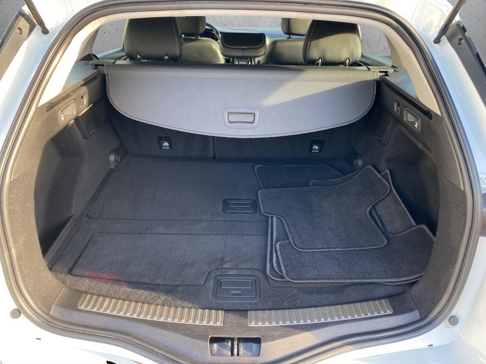 Renault Megane IV Grandtour Intens