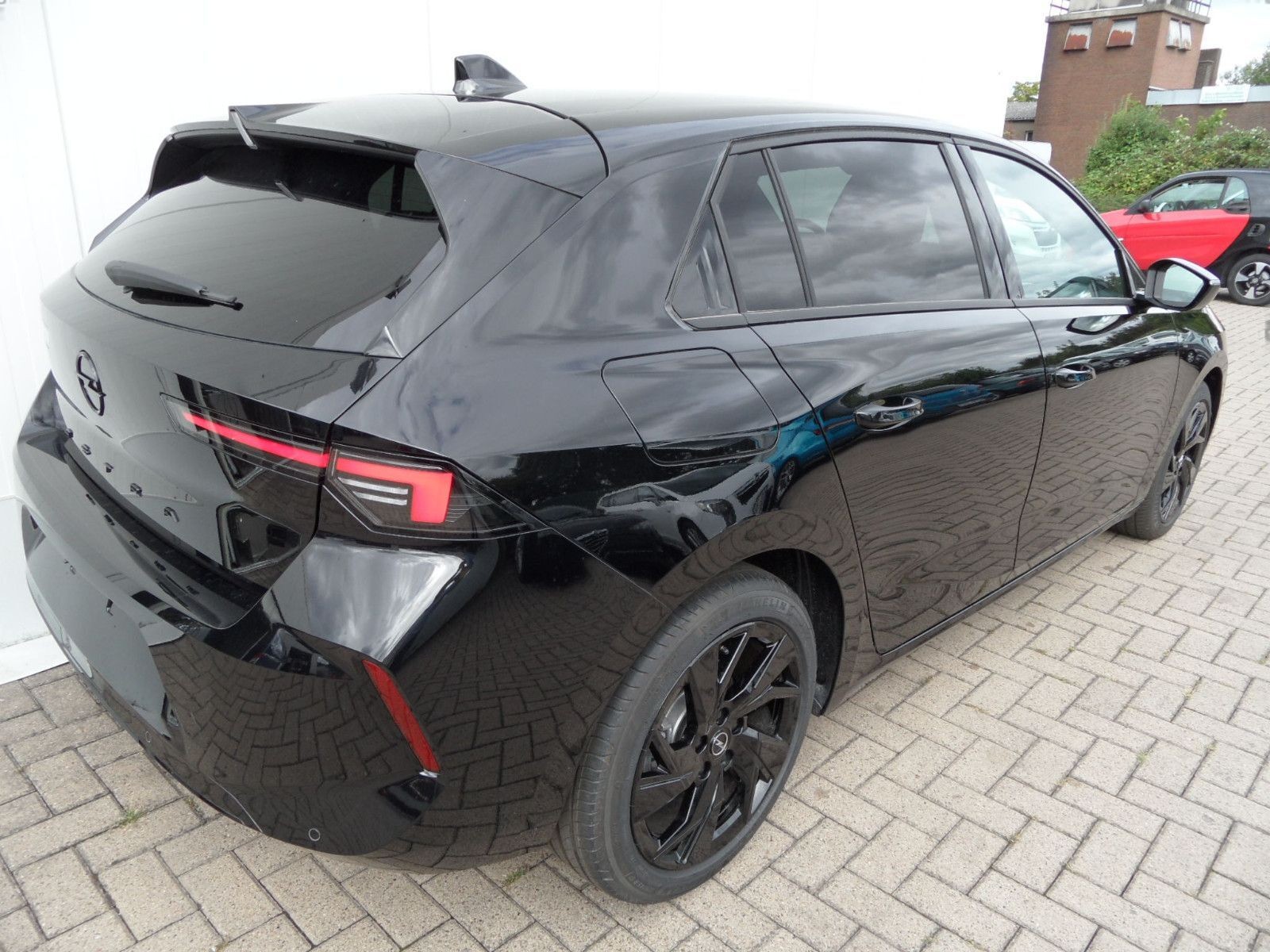 Opel Astra L 1,2 Lim. GS+360°Cam+Sitzhzg+Navi+AHK+AT