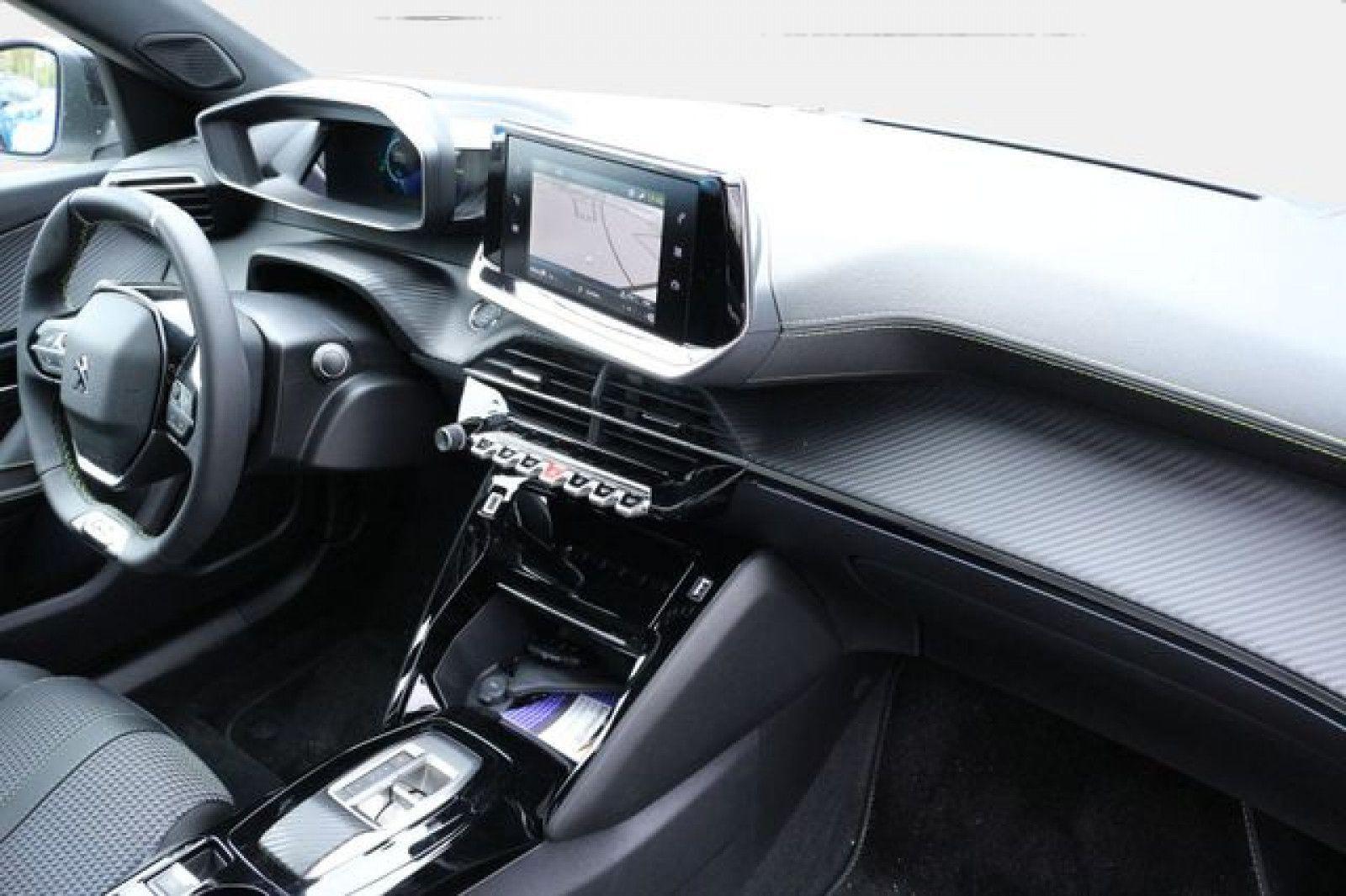 Peugeot 2008 e-GT++Abstandstempomat++NAVI++RFK