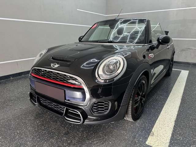 MINI John Cooper Works Cabrio 