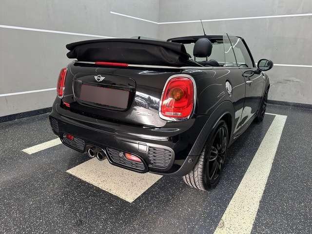 MINI John Cooper Works Cabrio 