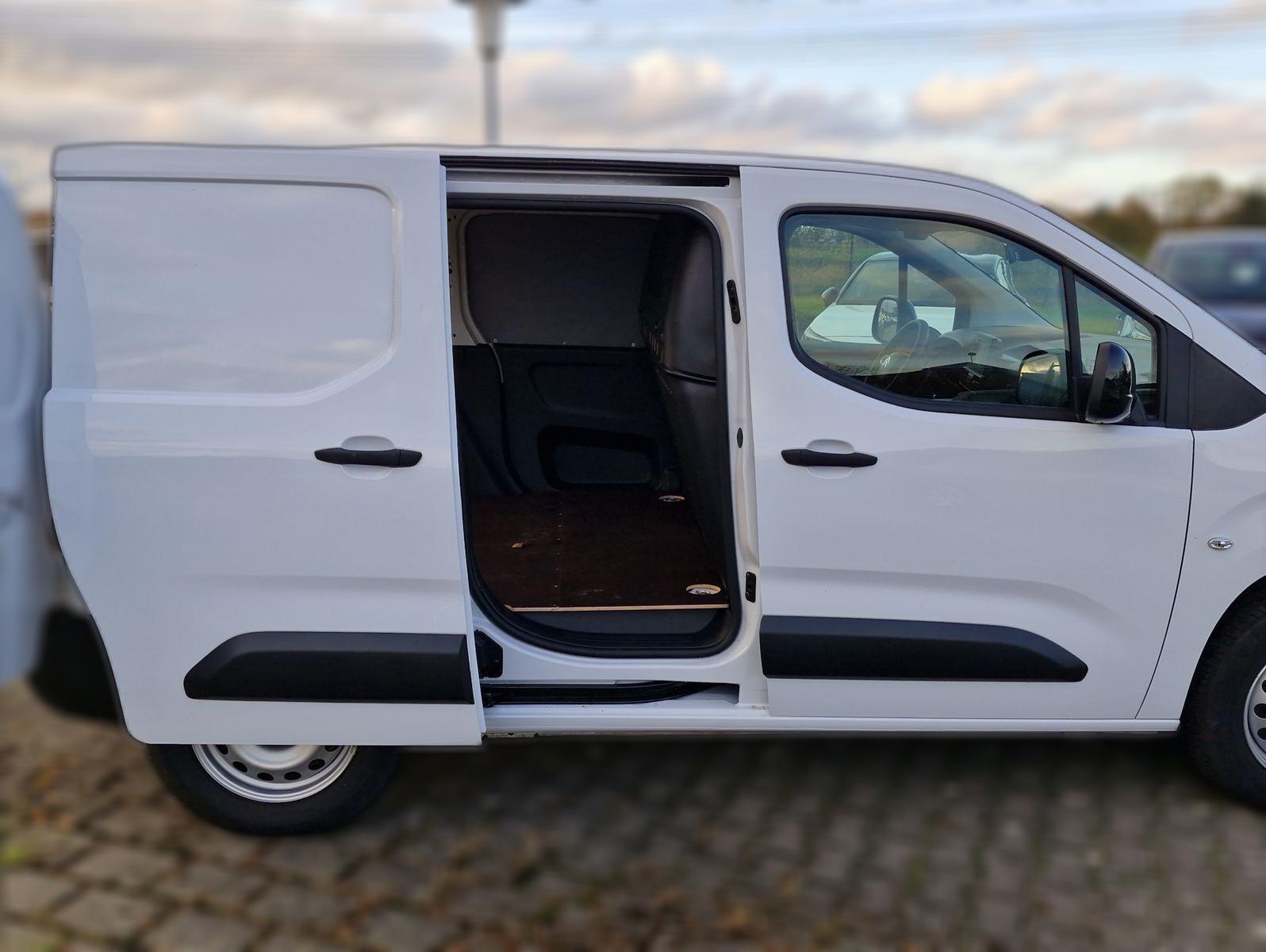 Citroën Berlingo -e Kasten L1+ SOH 99% Klima 11KW-Charge