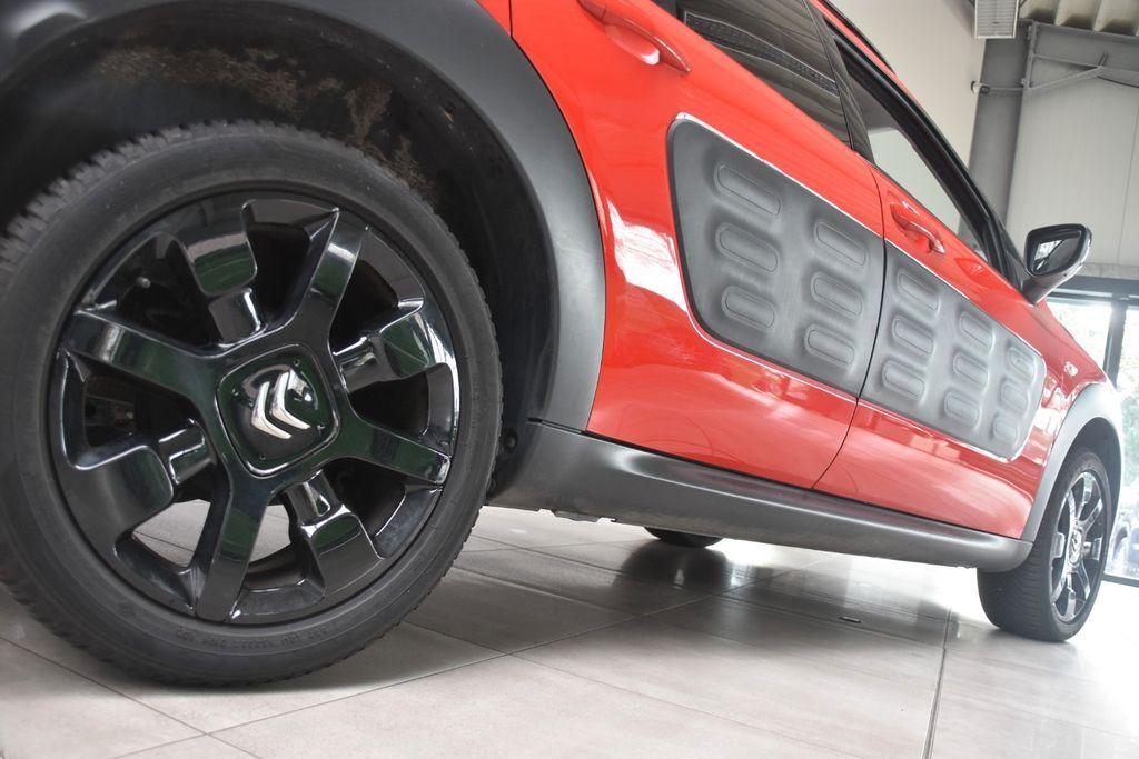 Citroën C4 Cactus C4 1.2 VTi Cactus Shine Navi Tempo Sitzheiz PDC