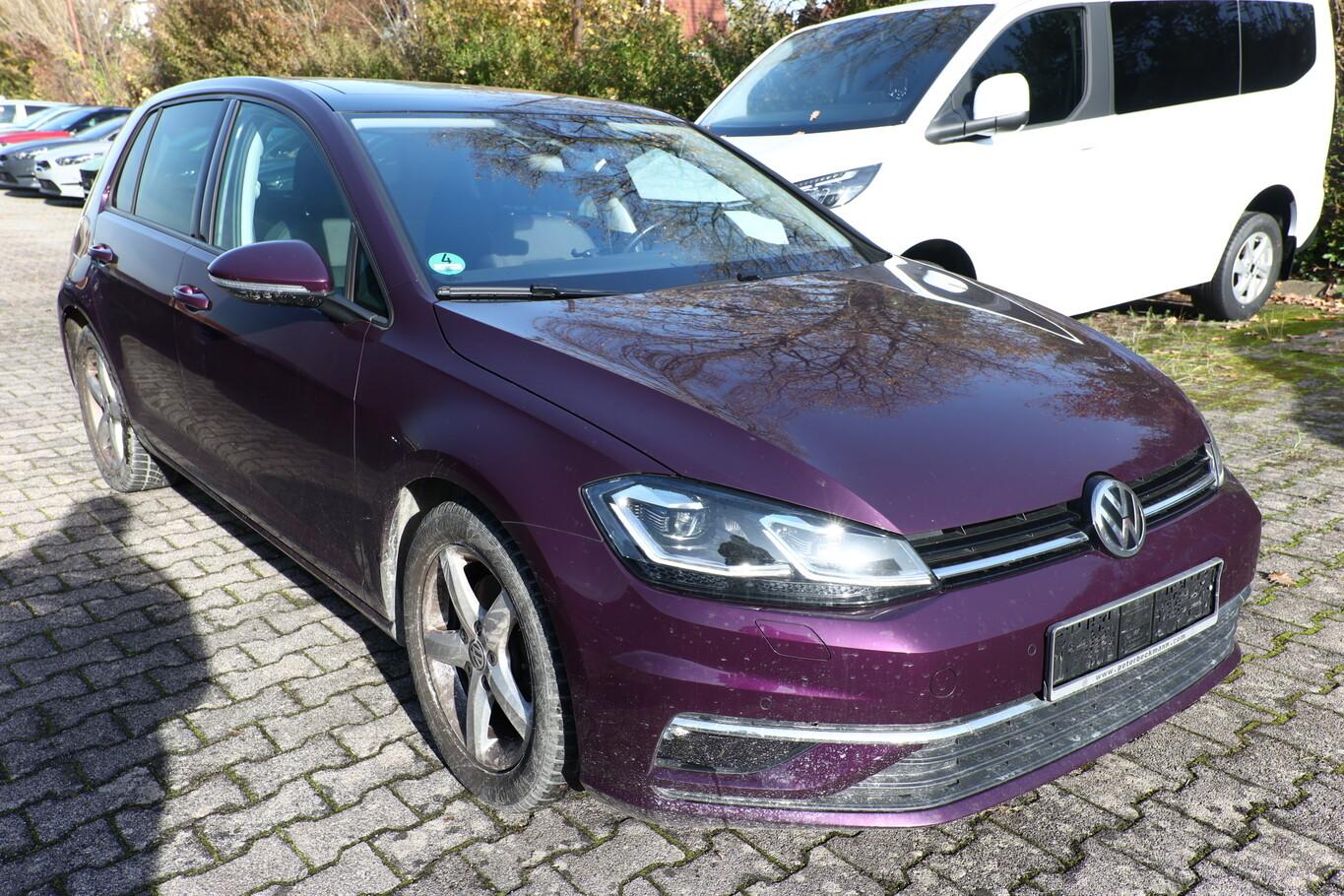 Volkswagen Golf VII 1.5 TSI 150 Highline Pano AHK ACC Nav