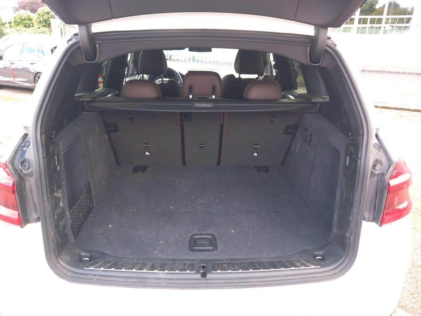 BMW iX3 Impressive LED Nav AHK LM20Z Kam360° ParkAs