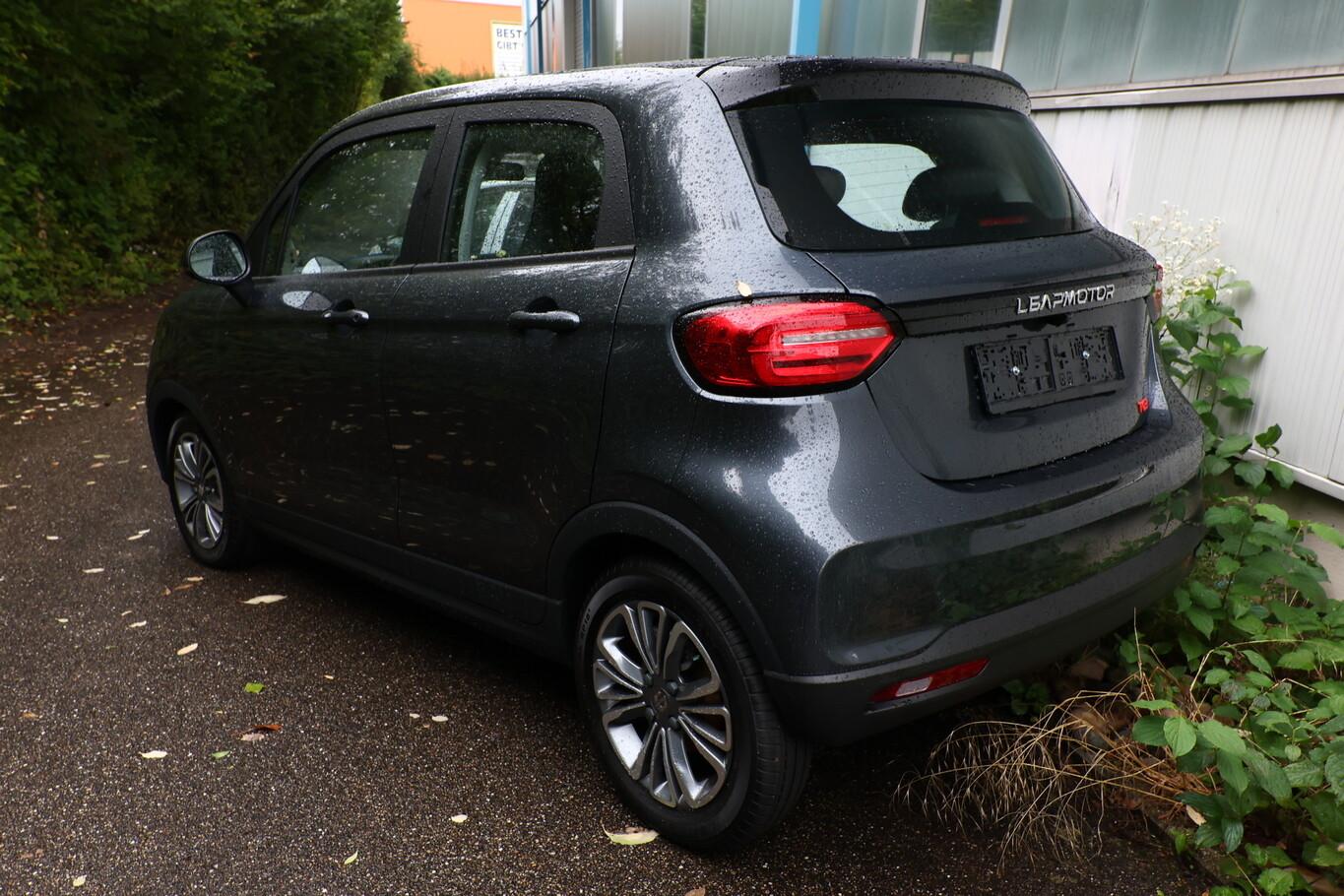 Leapmotor T03 37,3 kWh Pano Nav Kam ACC PDC 15Z BSD 3J.Gar