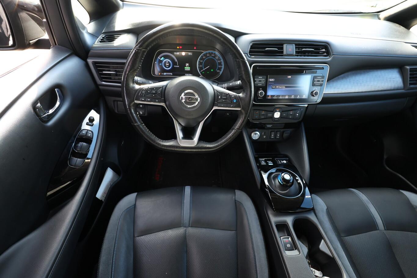 Nissan Leaf 150 Tekna LED Nav ParkAs Kam360° PDC LM17Z