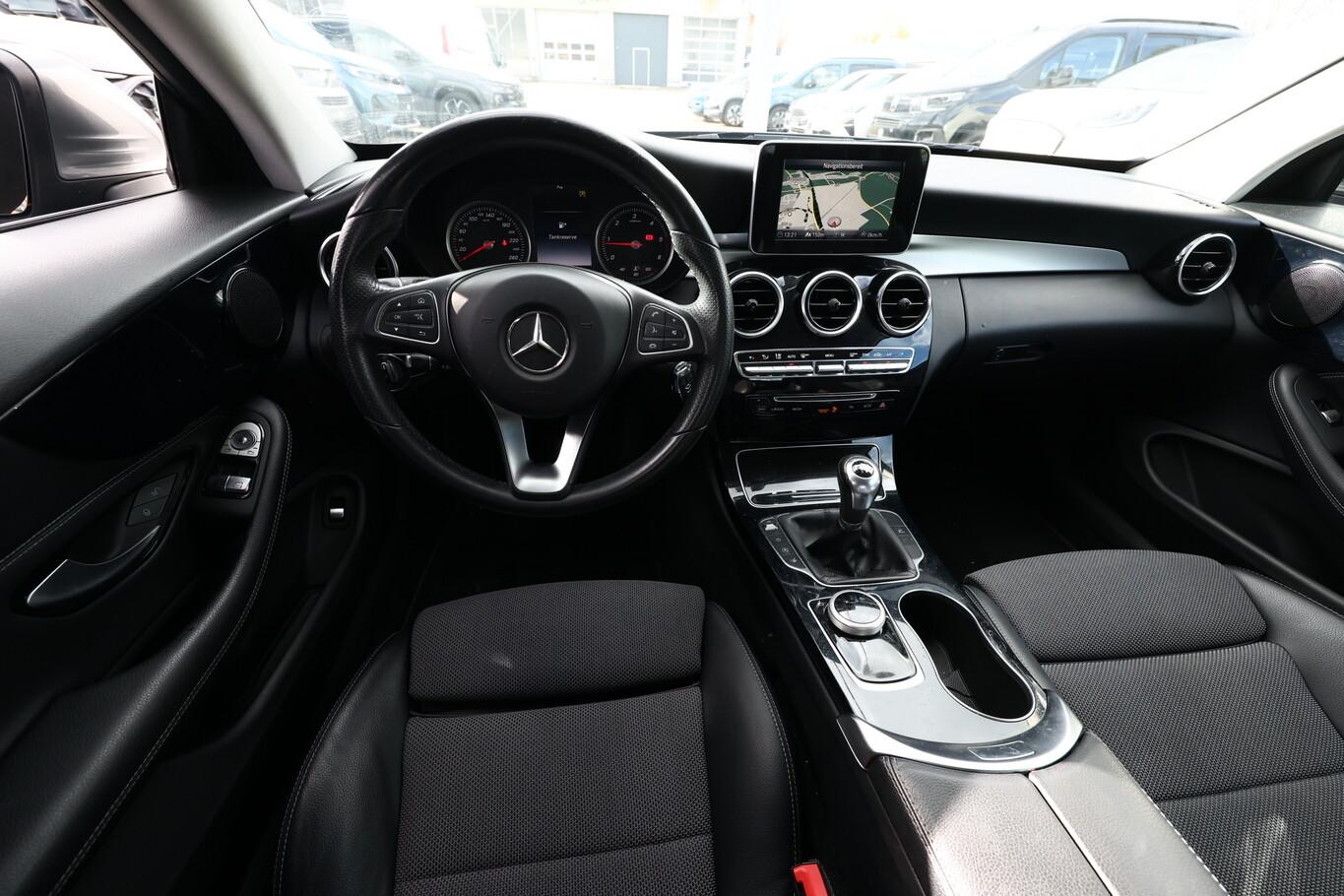 Mercedes-Benz C 220 d LED Nav ParkAs Tempomat LM17Z Klimaaut.