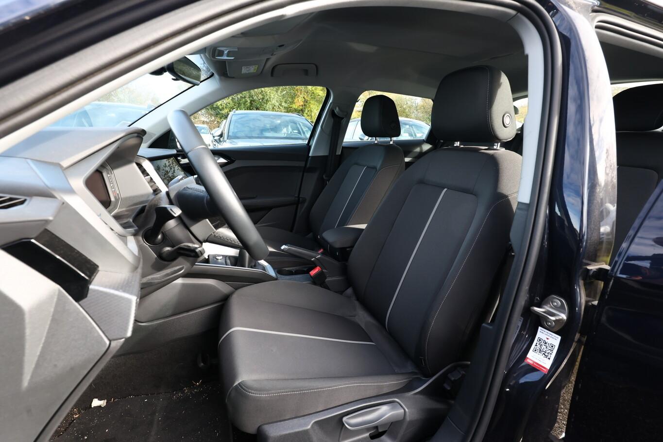 Audi A1 Sportback 30 TFSI 110 advanced PDC Temp LM16Z