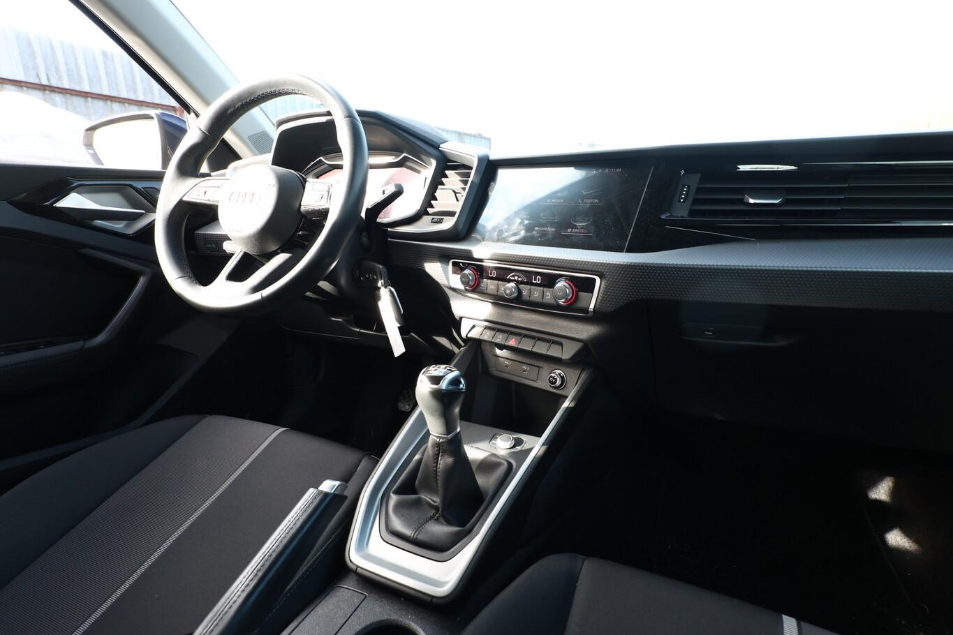 Audi A1 Sportback 30 TFSI 110 advanced PDC Temp LM16Z