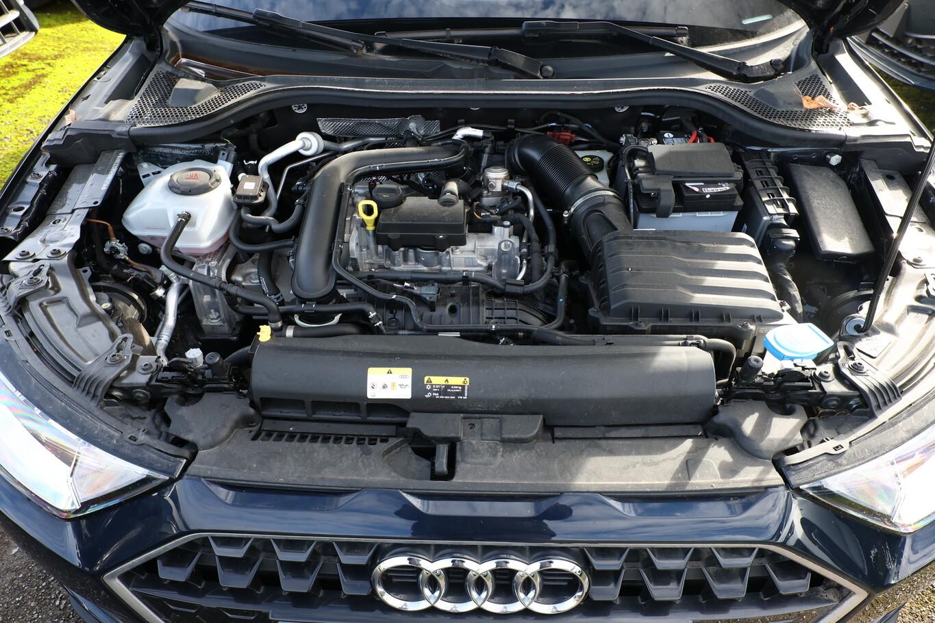 Audi A1 Sportback 30 TFSI 110 advanced PDC Temp LM16Z