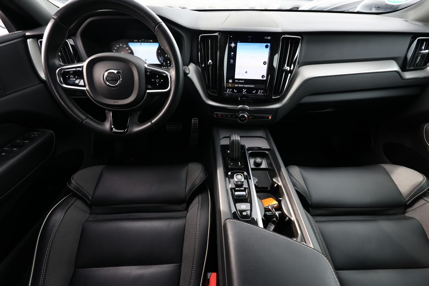 Volvo B4 197 Aut. R-Design LED Nav AHK PDC SHZ