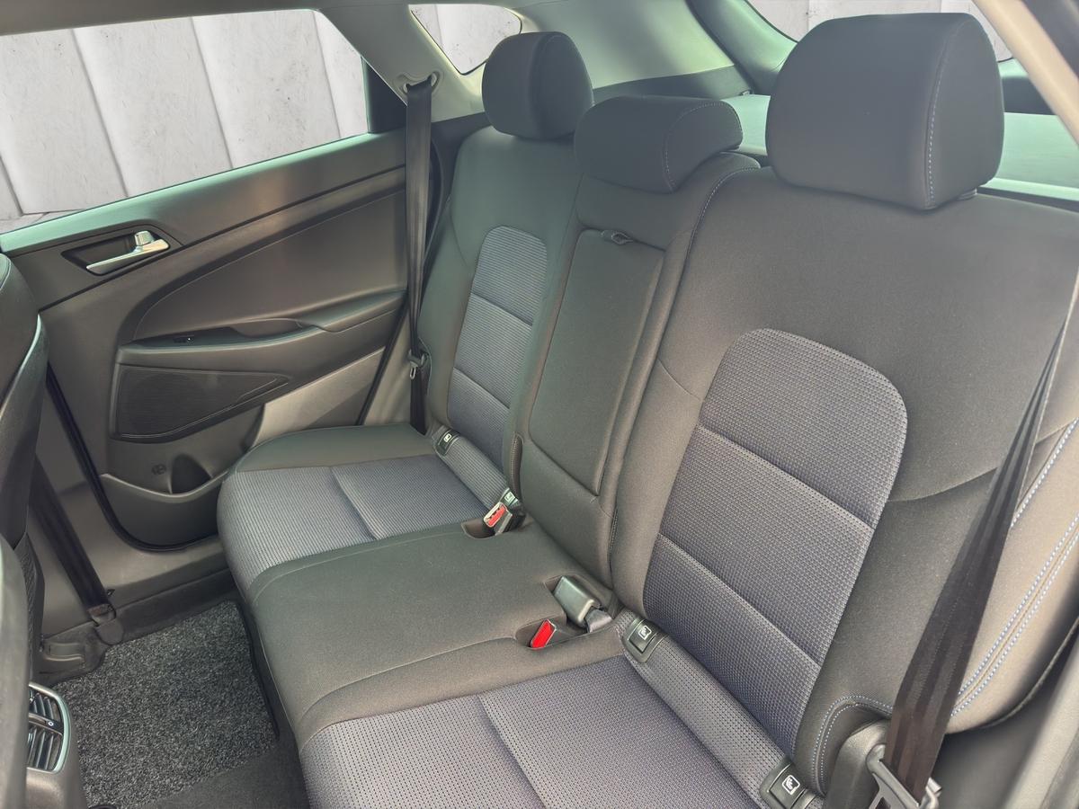 Hyundai Tucson Advantage 1.6 T-GDI Navi*AHK*PDC