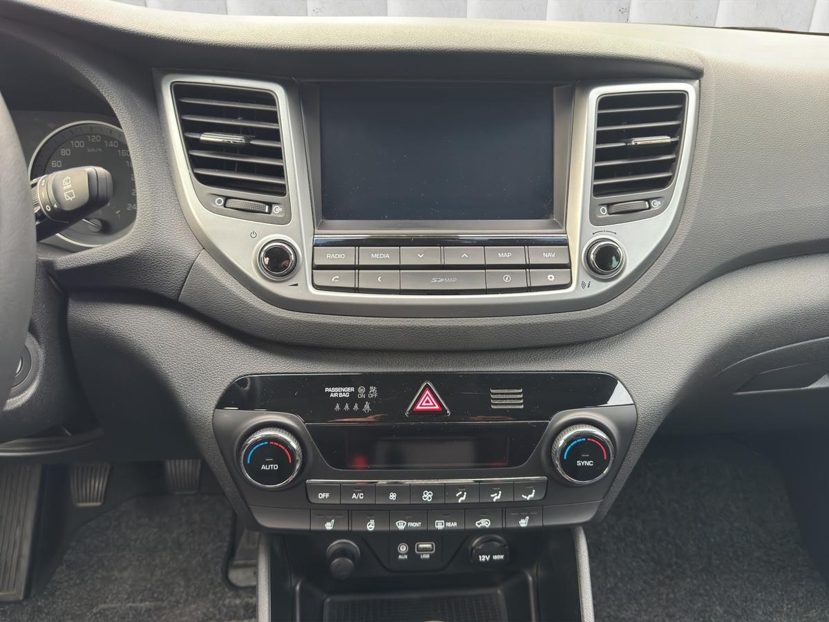 Hyundai Tucson Advantage 1.6 T-GDI Navi*AHK*PDC