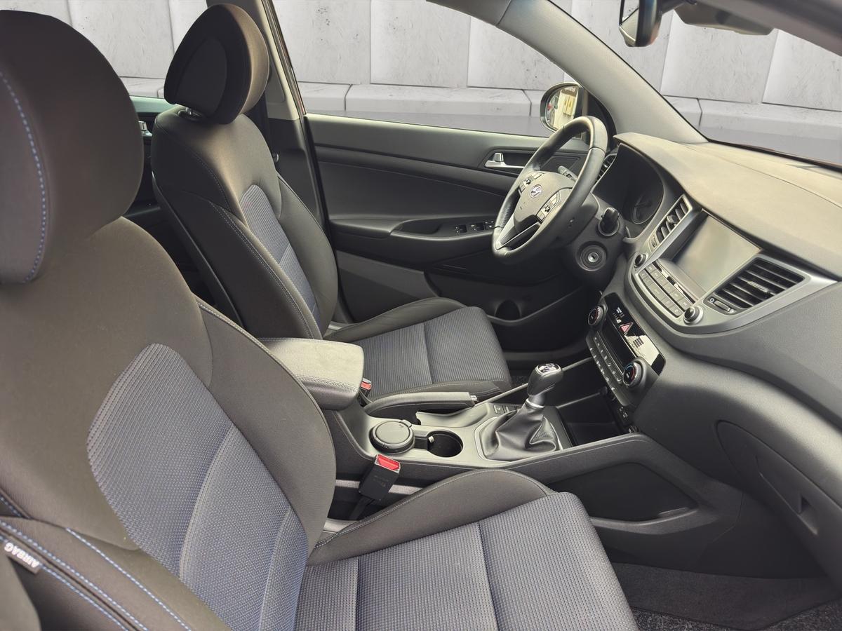 Hyundai Tucson Advantage 1.6 T-GDI Navi*AHK*PDC