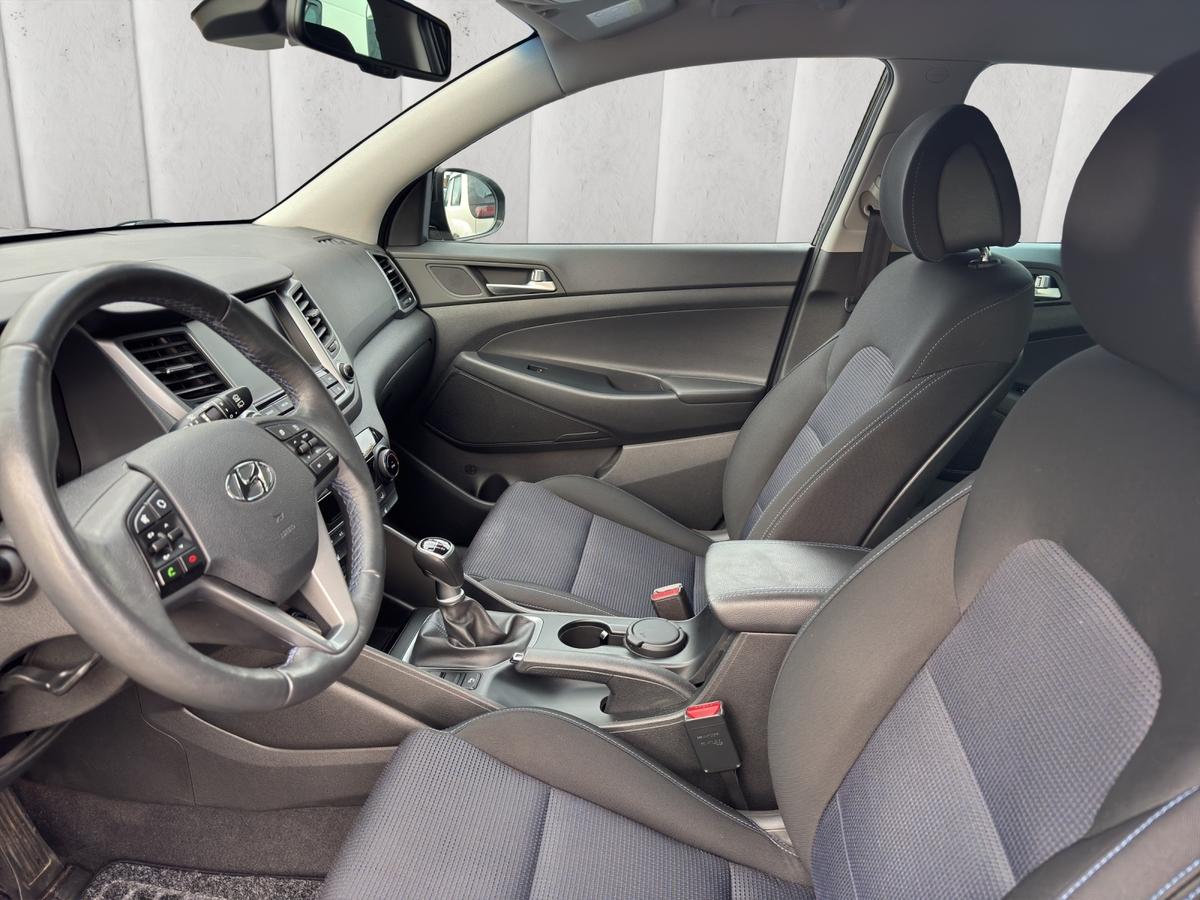 Hyundai Tucson Advantage 1.6 T-GDI Navi*AHK*PDC