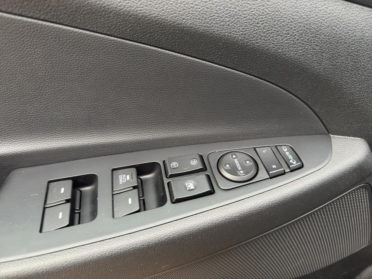 Hyundai Tucson Advantage 1.6 T-GDI Navi*AHK*PDC