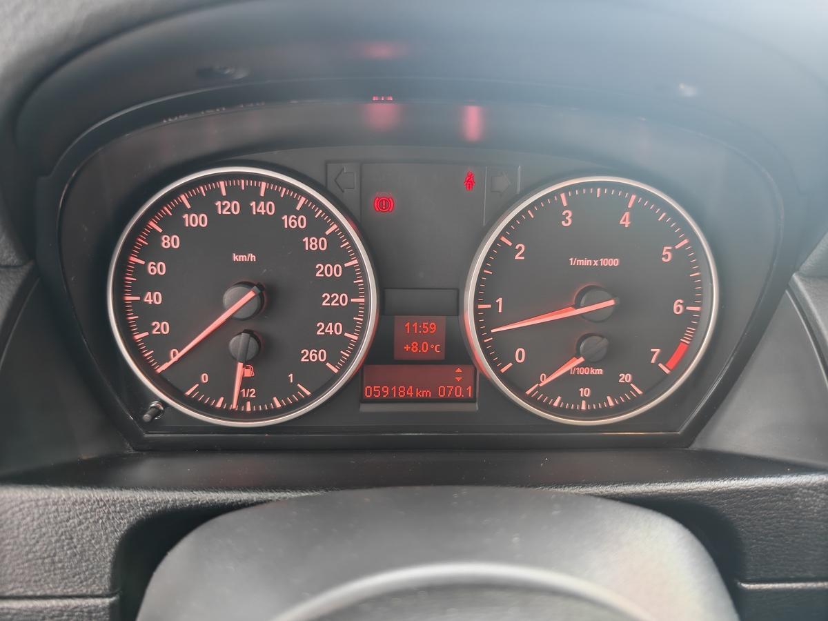 BMW X1sDrive18i X-LINE 1H*59TKM*XENON*ALU 18