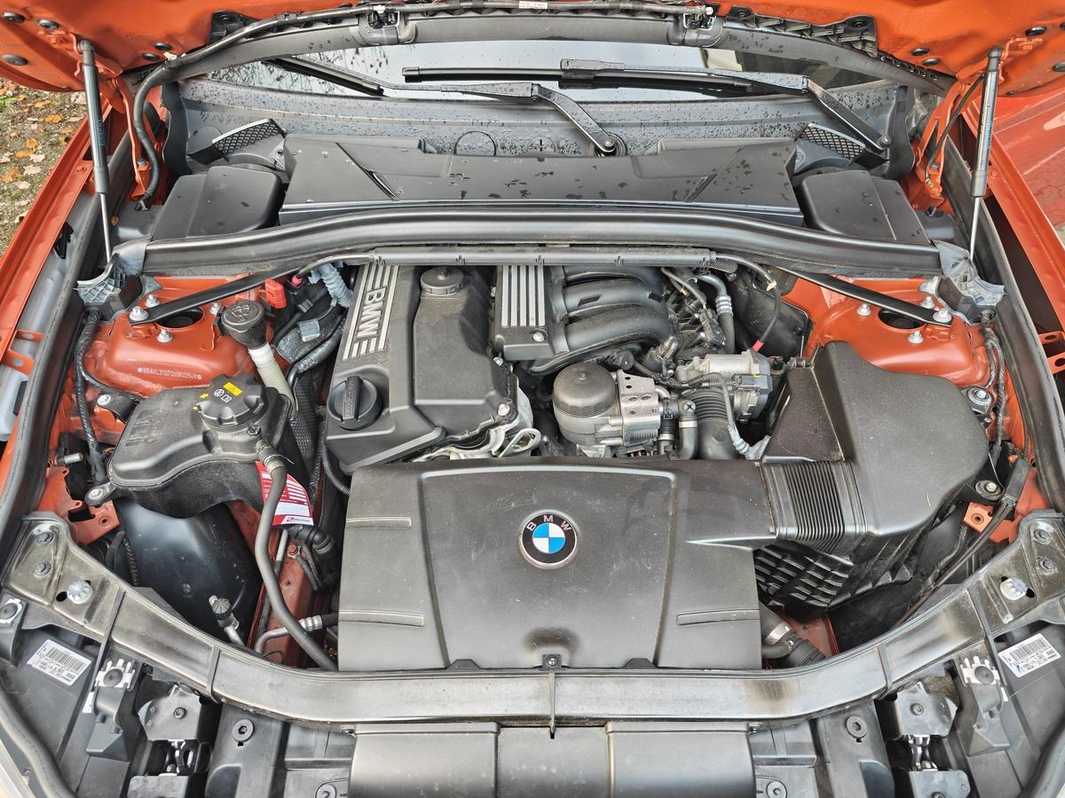 BMW X1sDrive18i X-LINE 1H*59TKM*XENON*ALU 18