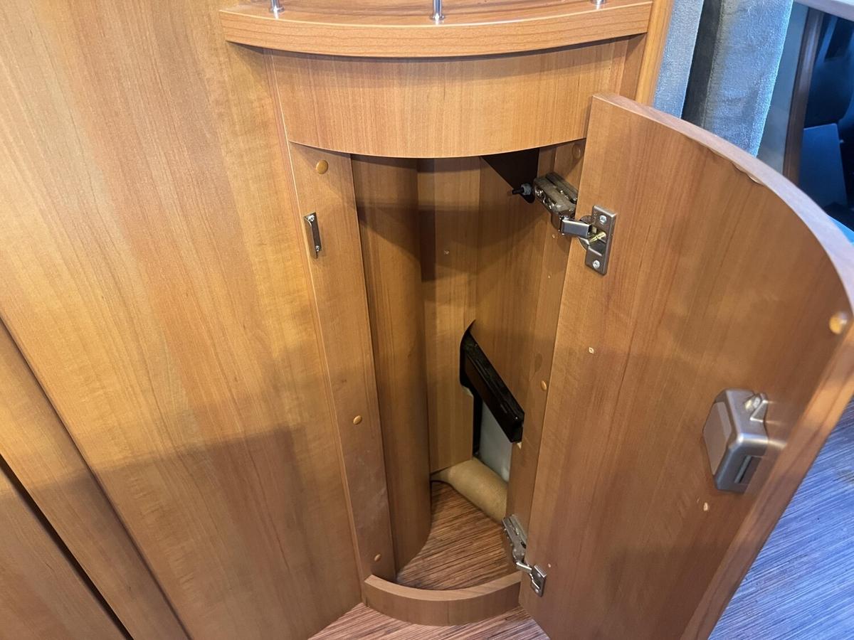 Hobby Van T 500 Solar+TV+Markise+AHK+Luftfeder