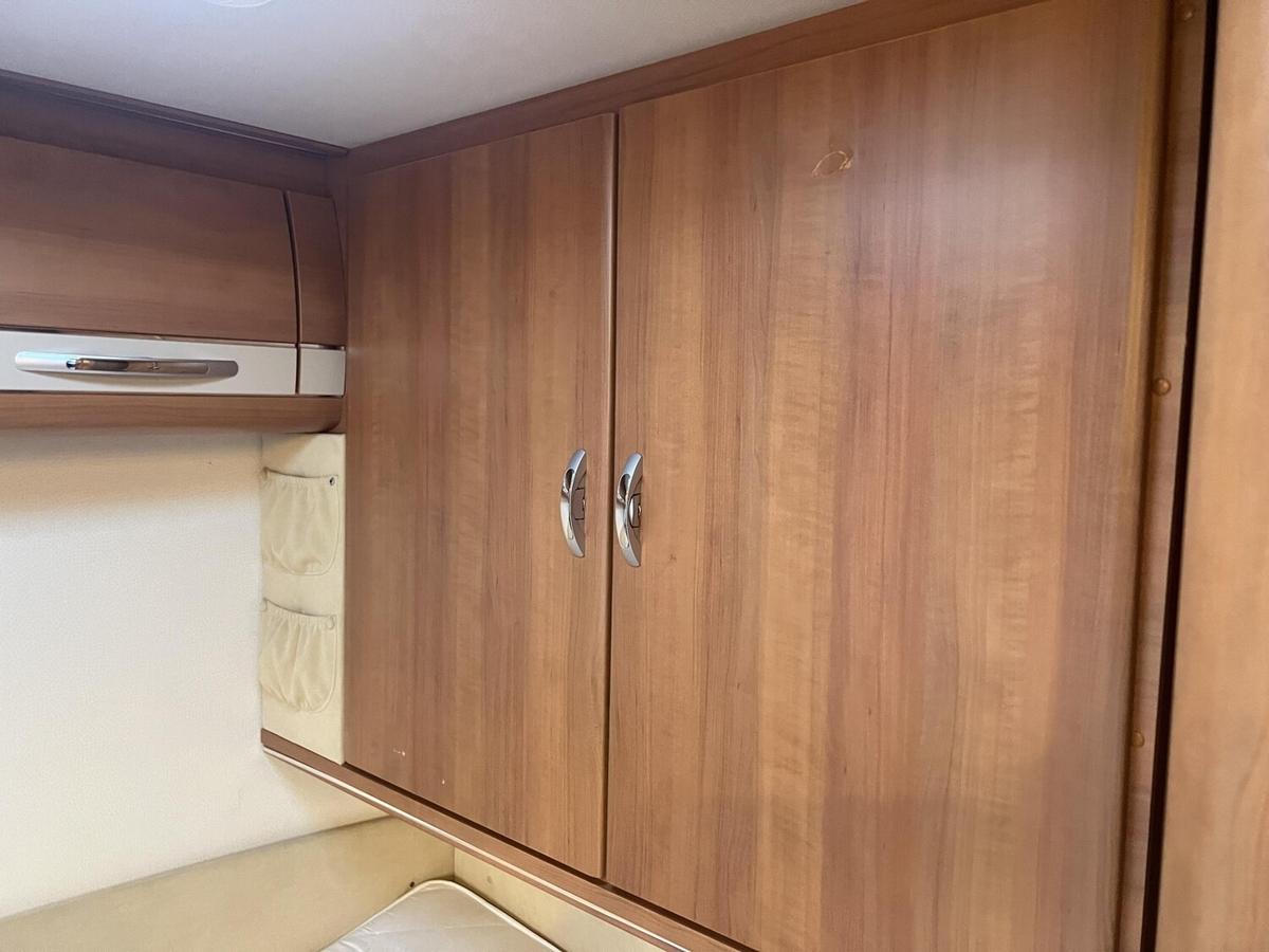 Hobby Van T 500 Solar+TV+Markise+AHK+Luftfeder