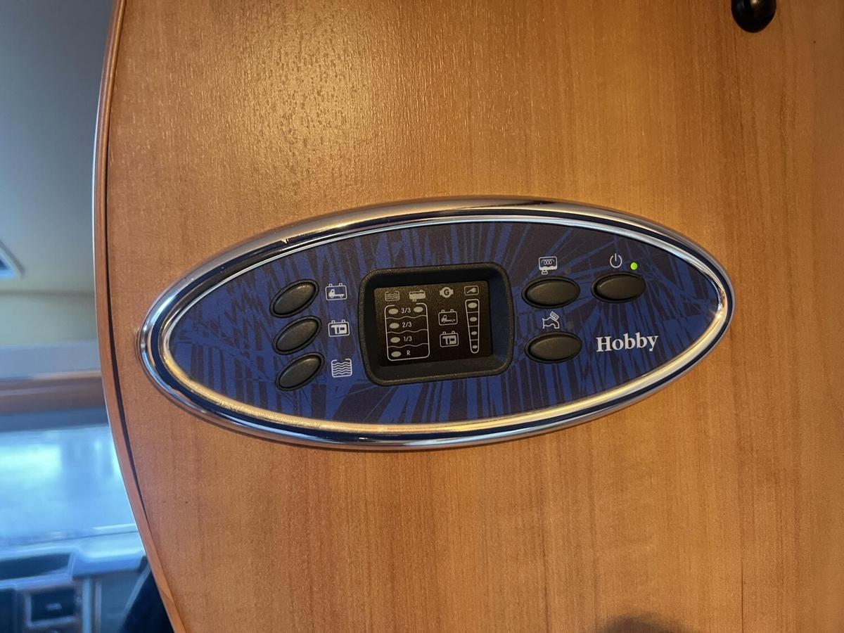 Hobby Van T 500 Solar+TV+Markise+AHK+Luftfeder