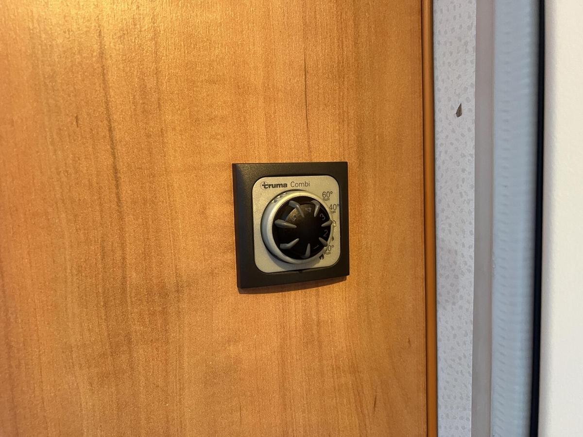 Hobby Van T 500 Solar+TV+Markise+AHK+Luftfeder