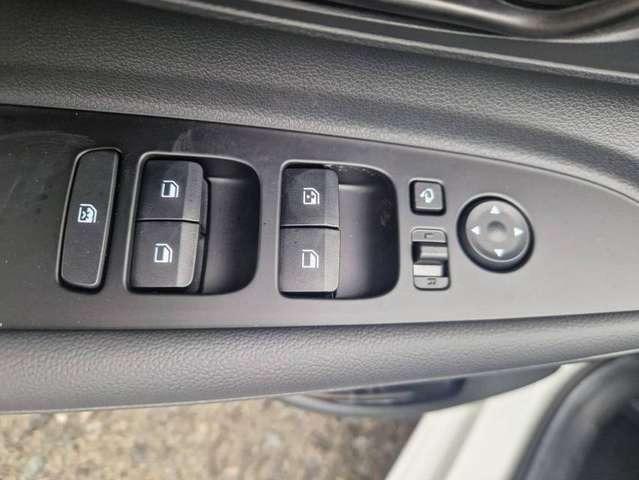 Hyundai i20 1,0 T-GDi MHEV Schalter/ Kamera