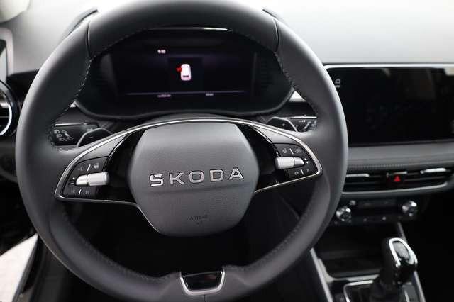 Skoda Fabia 1.0 TSI DSG 130 Jahre, LED, Kamera, ACC, Side, Lad