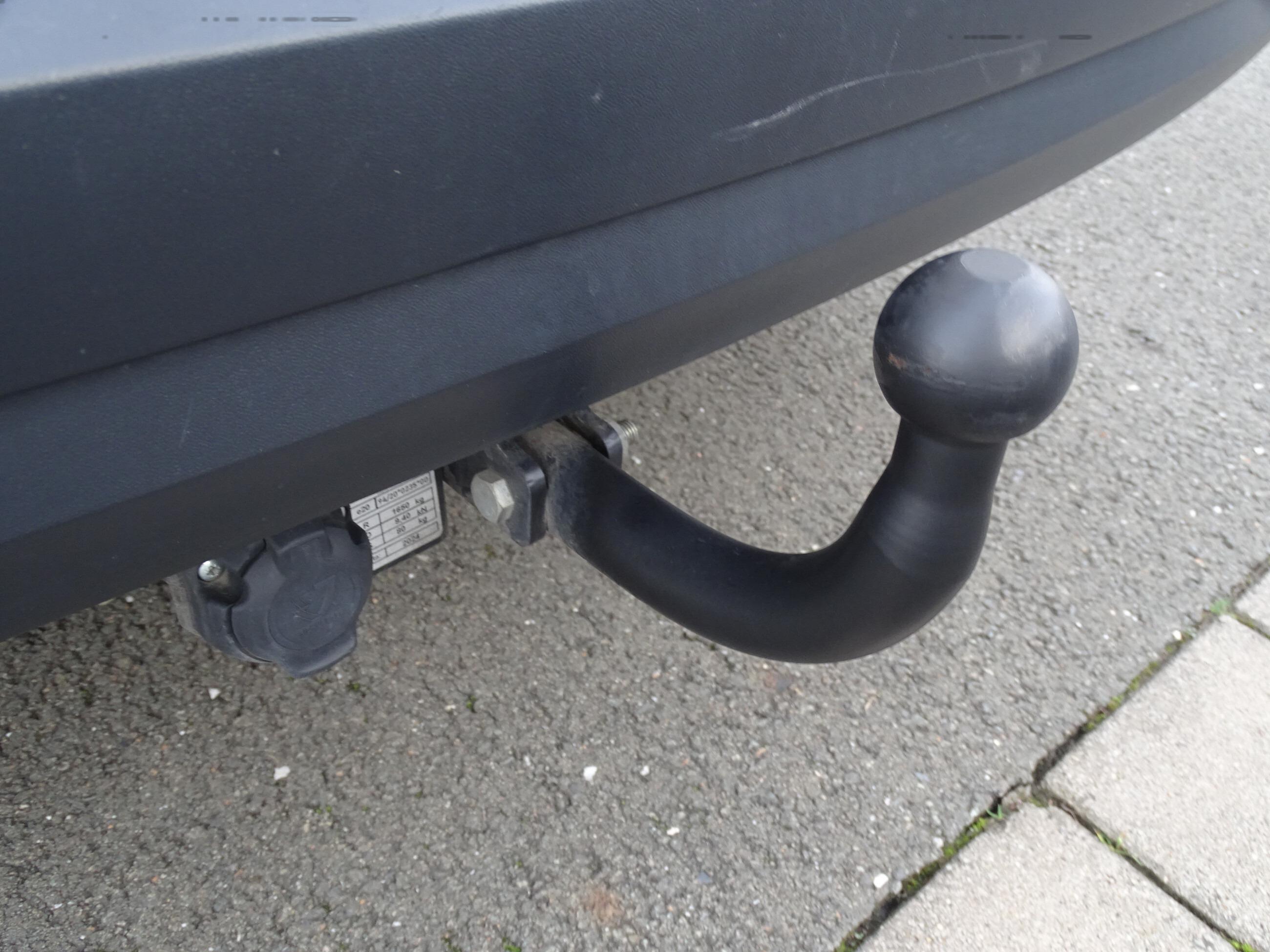 Volkswagen Caddy 1.2 KASTEN*KLIMA*TEL*RFK*TRENNW*AHK*GJR*