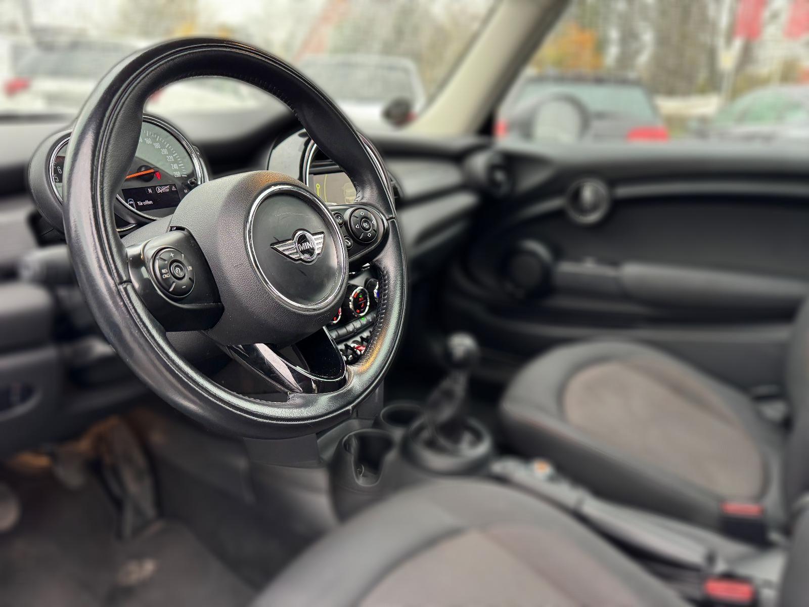 MINI Cooper PANORAMA LED PDC SHZ NAVI TEMPOMAT TOP