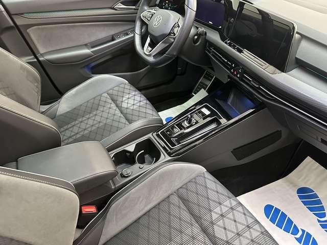 Volkswagen Golf R-Line eTSI 