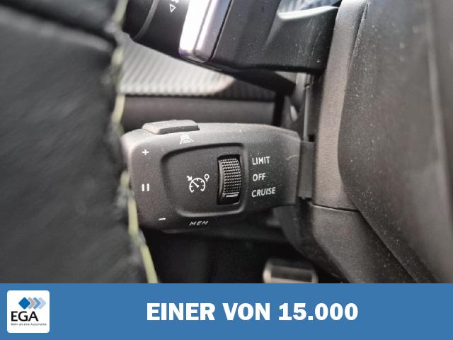 Peugeot 2008 GT 1.2 AT Navi Kamera 360 PDC v+h