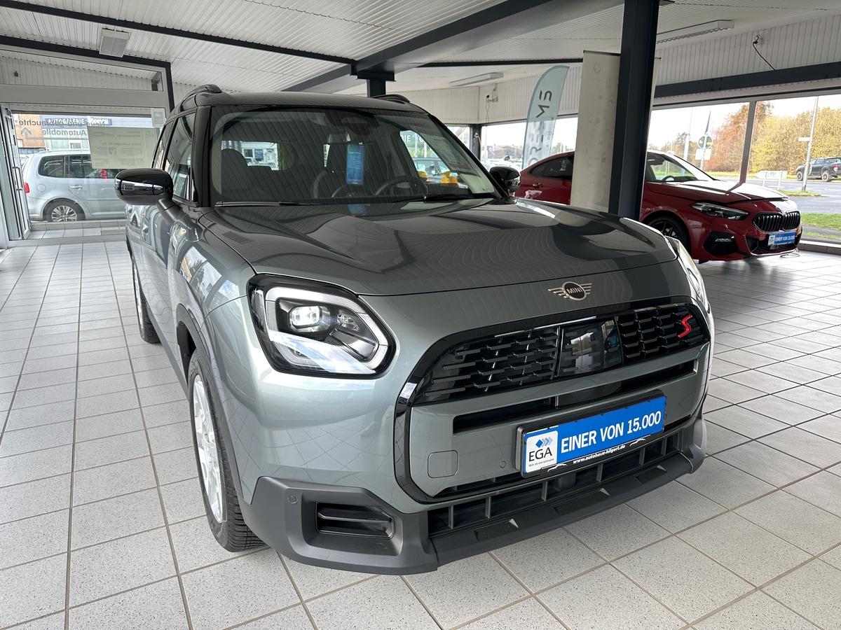 MINI Cooper S Countryman ALL4 Allwetter AHK HUD Panno Navi LED 