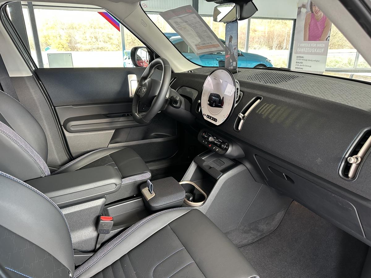 MINI Cooper S Countryman ALL4 Allwetter AHK HUD Panno Navi LED 