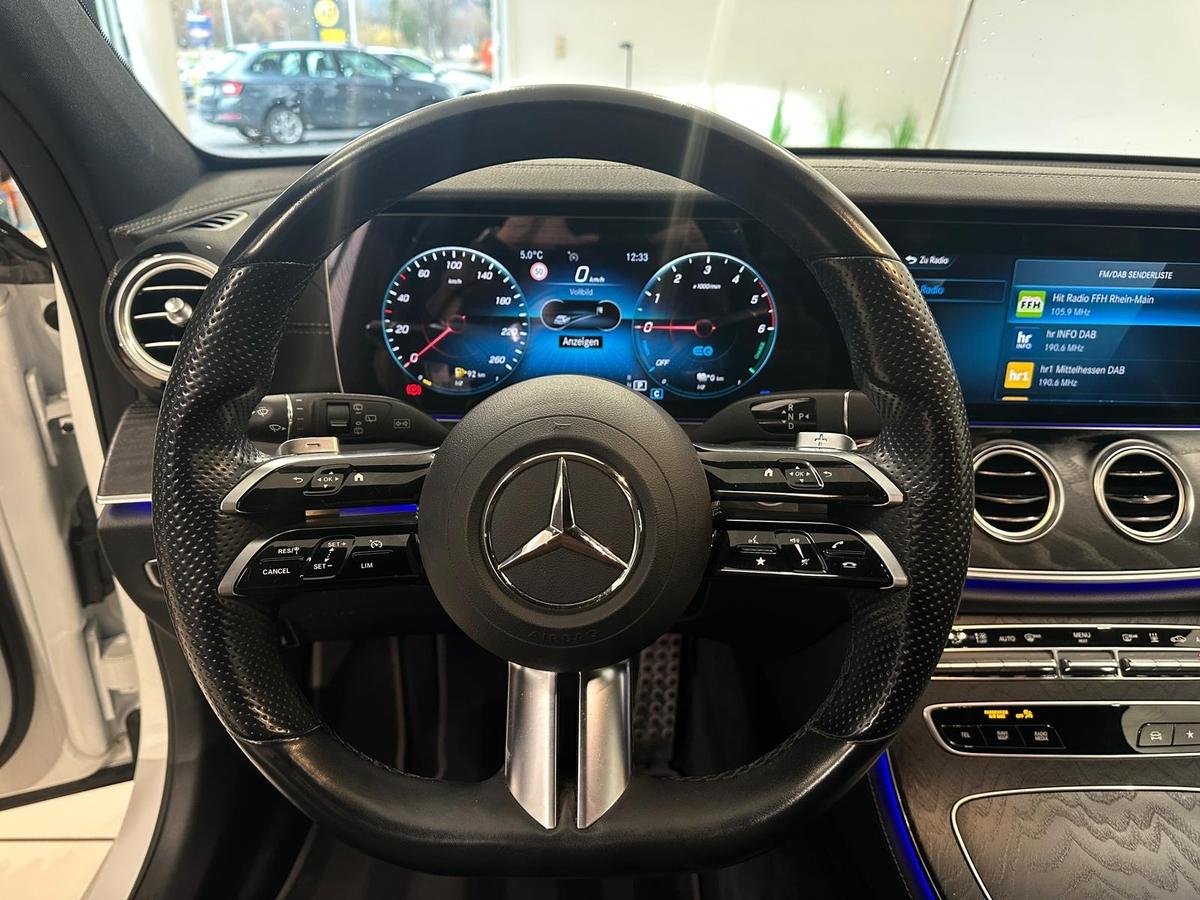 Mercedes-Benz E 300 T de AMG-Line*360Grad*GARANTIE*