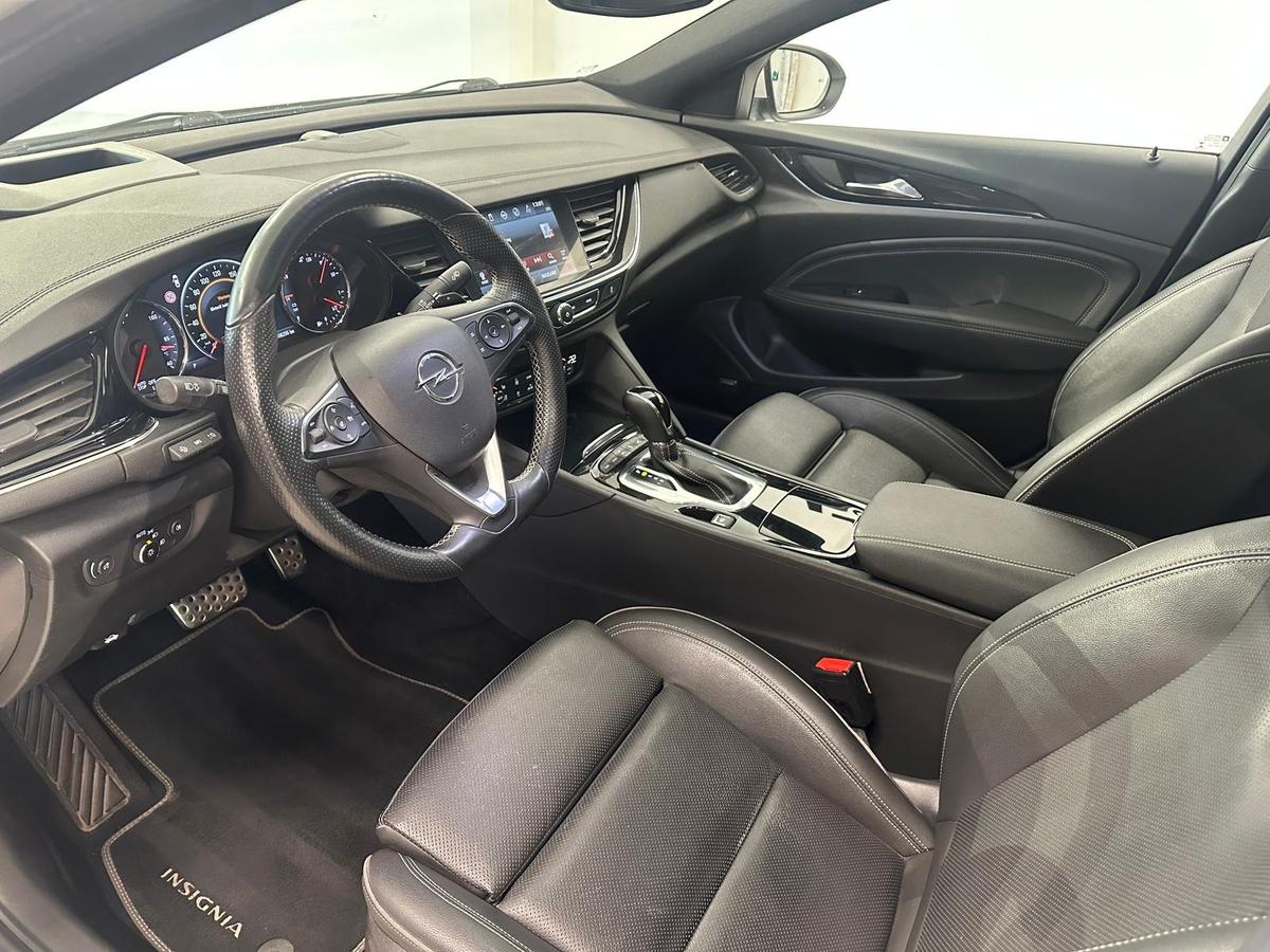 Opel Insignia 2.0 Turbo 4x4*360Kam.*HeadUP*Massagesitz*