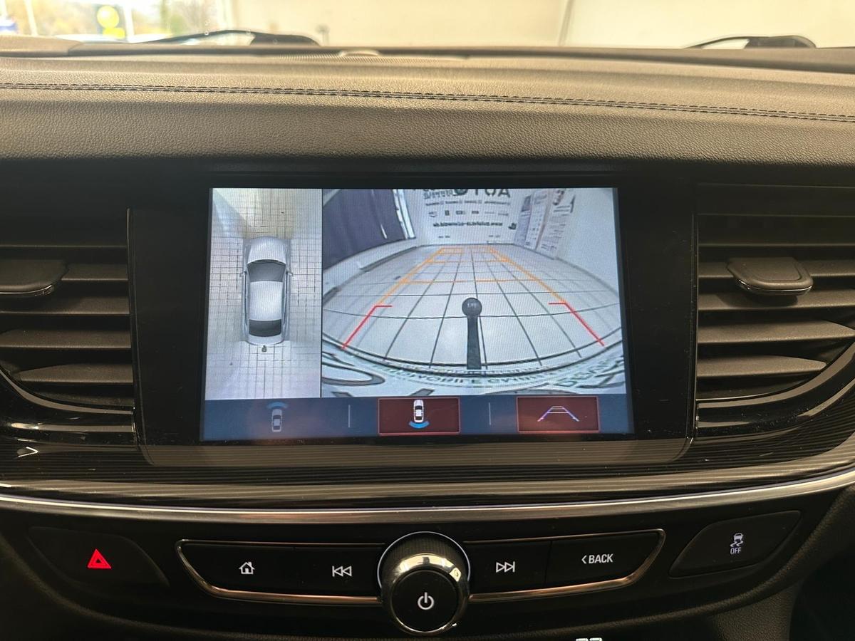 Opel Insignia 2.0 Turbo 4x4*360Kam.*HeadUP*Massagesitz*