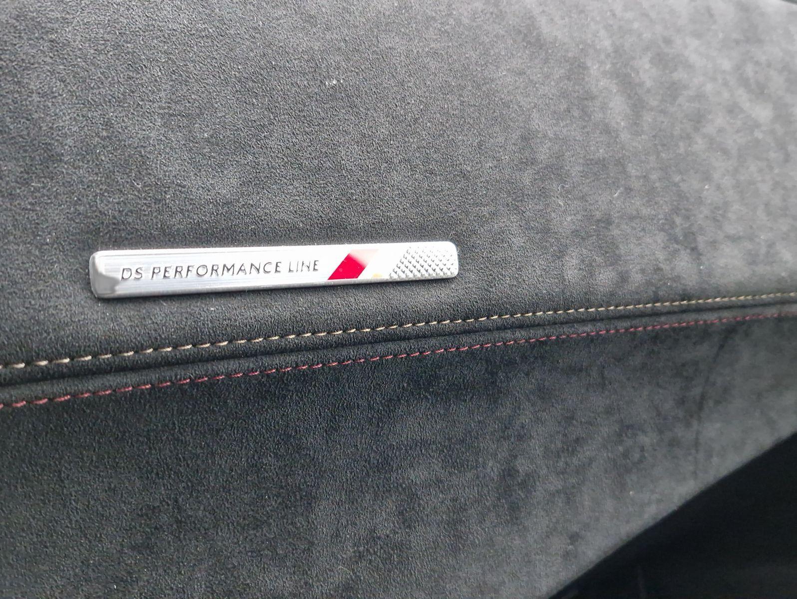 DS Automobiles DS7 Crossback PHEV 225 e-AT Performance Line Nav