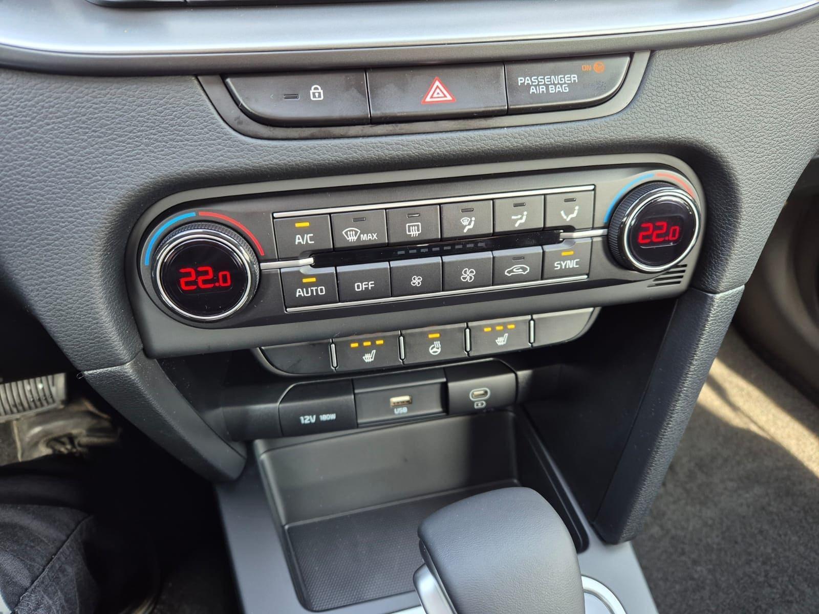 Kia cee'd / Ceed Vision 1.5 T-GDi 140PS Automatik Klimaautomatik Alarmanlage Sitzhei