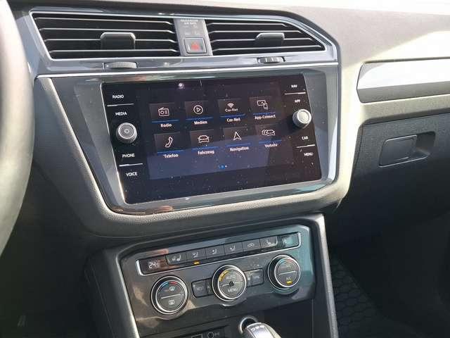 Volkswagen Tiguan 2.0 TSI Highline 4Motion DSG / PANORAMA / AHK / AC