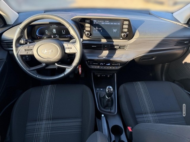 Hyundai i20 Essential 1.0 T-GDI +CARPLAY+TEMPOMAT+SHZ+RFK+KLIMA+UVM