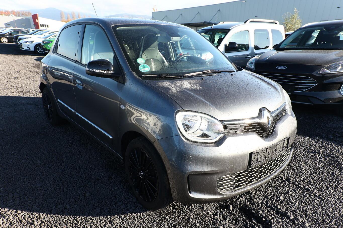 Renault Twingo Electric Urban Night Nav PDC Kam Temp