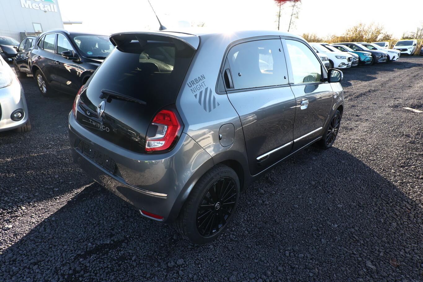 Renault Twingo Electric Urban Night Nav PDC Kam Temp