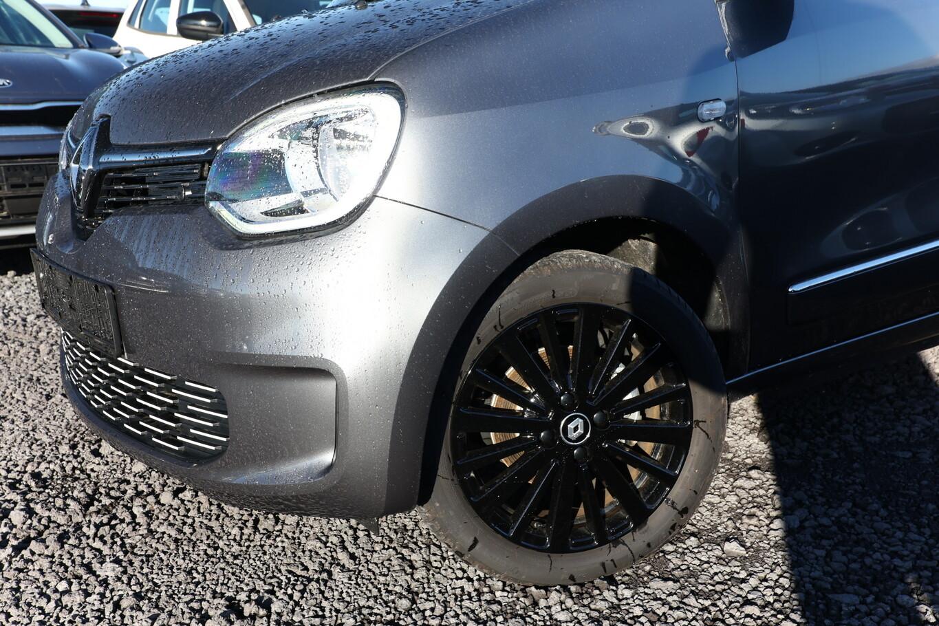 Renault Twingo Electric Urban Night Nav PDC Kam Temp