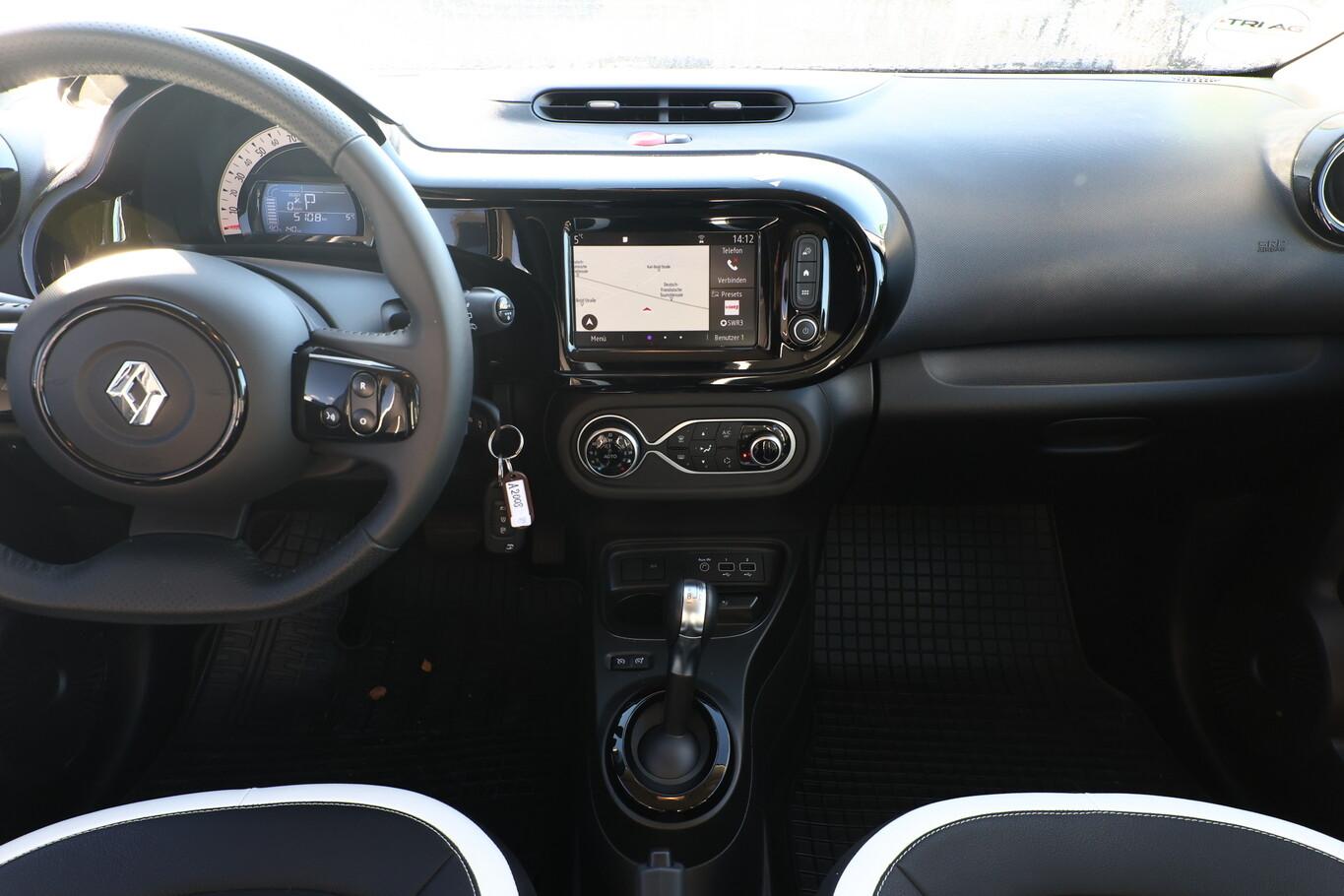 Renault Twingo Electric Urban Night Nav PDC Kam Temp