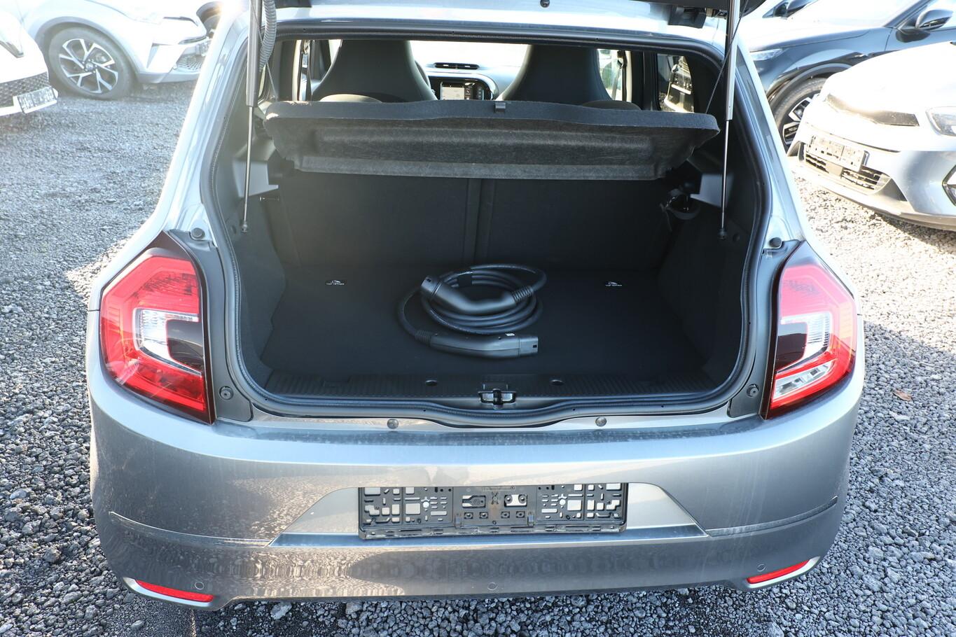 Renault Twingo Electric Urban Night Nav PDC Kam Temp