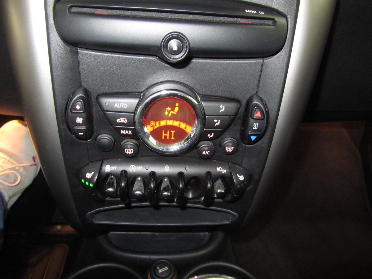 MINI Cooper Countryman (Euro 6)