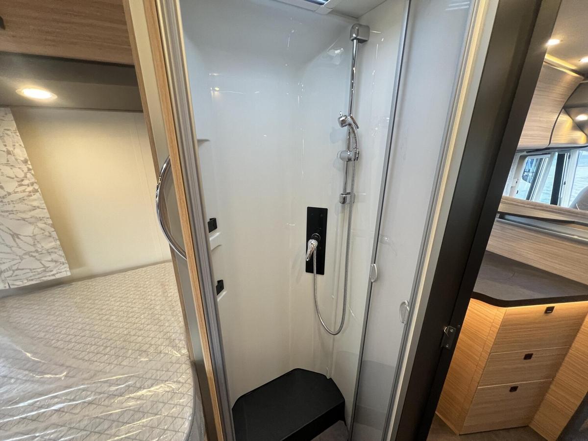 Malibu I 450 RB LE MJ26+ACC+TV+Kaffeem.+iNetX