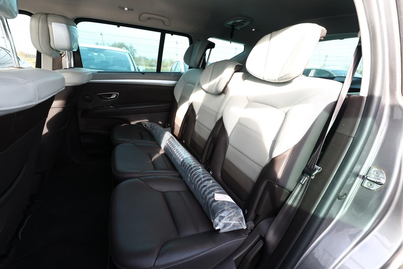 Renault Espace 1.6 TCe 200 EDC Initiale Paris Pano 7-S